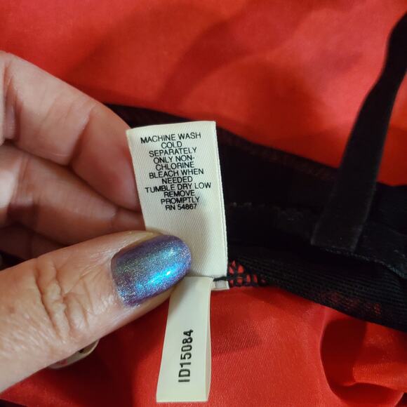 Victoria's Secret Red and Black Lace Chemise - Picture 10 of 12